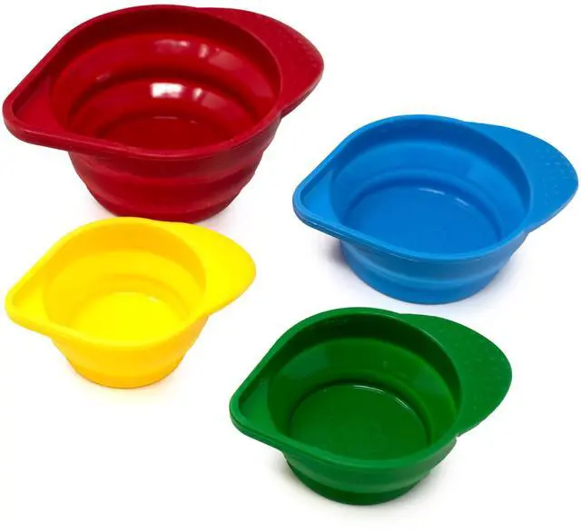 Main image of Collapsible Measuring Cups