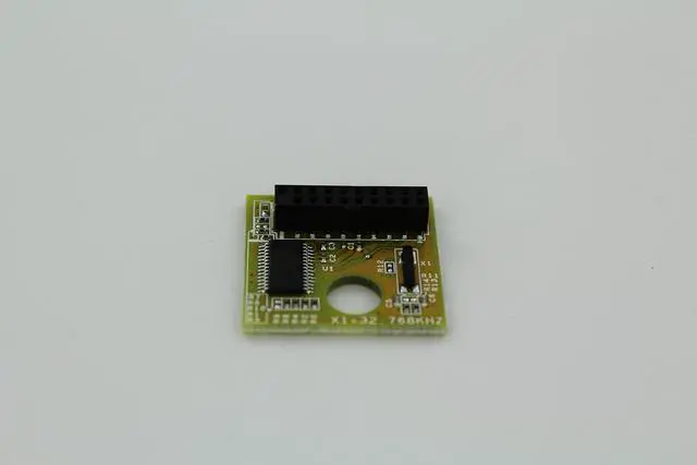 Alt view image 3 of 4 - HP 450168-001 HP Trusted Platform Module (TPM)