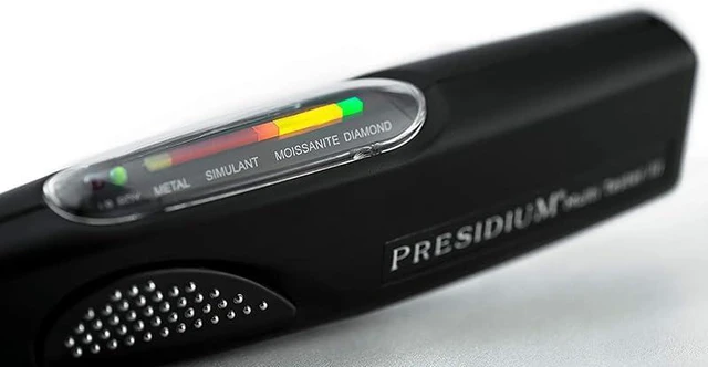 Alt view image 4 of 7 - Presidium Multi Tester PMUT III - Diamond, Moissanite & Simulant Testing Pen for Jewelry Identification