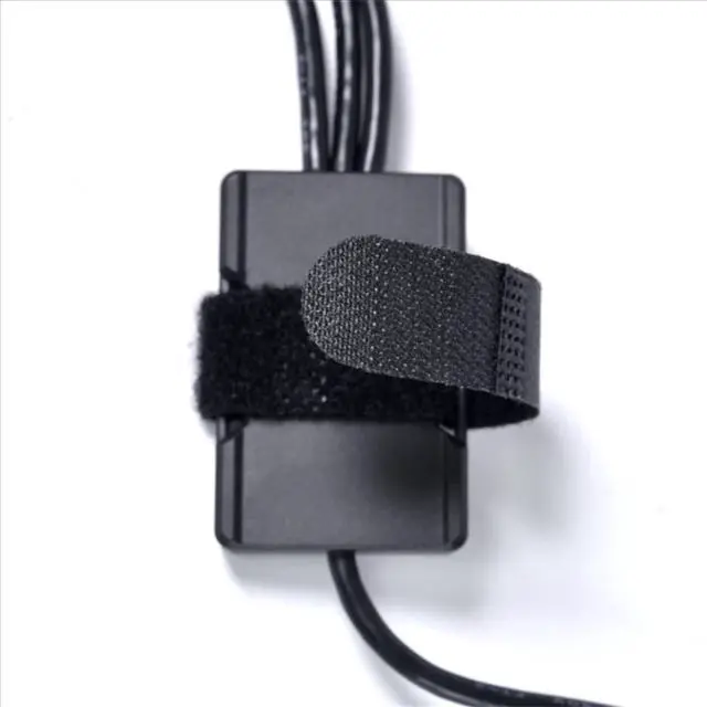 Alt view image 3 of 5 - Lian LIANLI USB 2.0 Hub, 1 to 3 HUB, Supports UNI Fan Series Controller, 9 Pin 3 Port Extension, Japanese Authorized Dealer