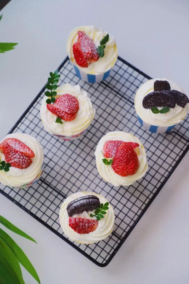 Alt view image 7 of 7 - Quality Cupcake Baking Cups Disposable Cake Baking Cup Cupcake Muffin Fit Home Party(100pcs)