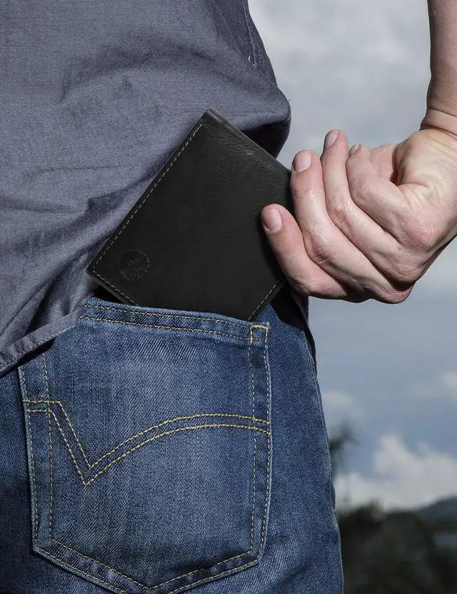Alt view image 2 of 6 - Men's Wellington Leather Rfid Bifold Commuter Security Wallet, Black, One Size