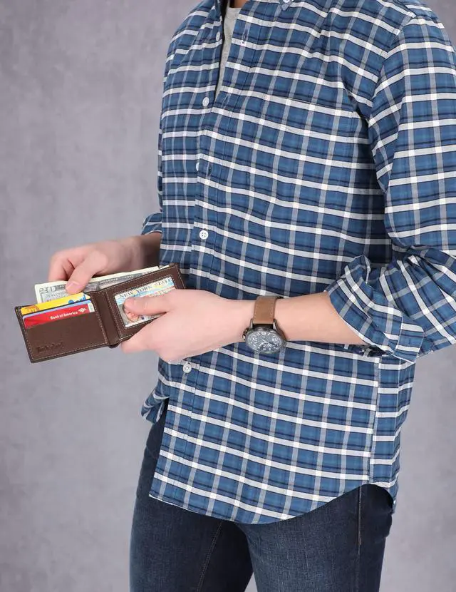 Alt view image 2 of 2 - Blix Slimfold Brown One Size