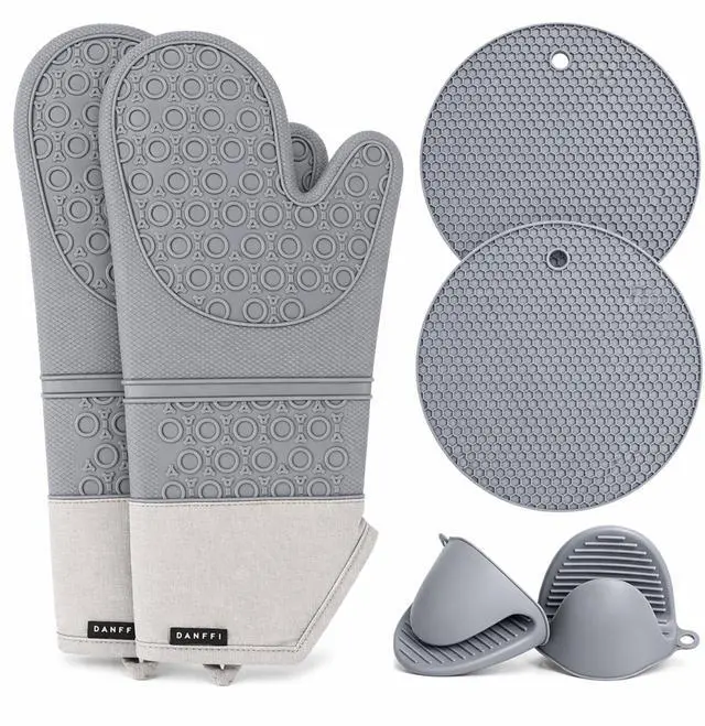 Main image of Silicone Oven Mitts and Pot Holders 6 Piece Set, Heat Resistant 500°F Extra Long Oven Gloves with Cotton Lining, Non-Slip BPA-Free Hot Pads and Pinch Mitts for Baking BBQ Cooking (Gray)