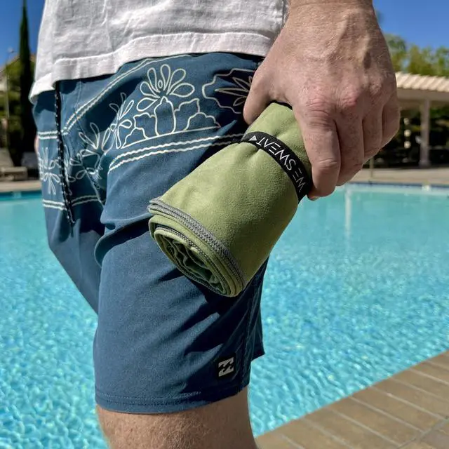 Alt view image 2 of 7 - (2 Pack) Microfiber Towels. Ultra Compact, Quick Dry, Odor-Free | Perfect for Travel, Gym Shower & Camping. Lightweight Shower Towels - Quick Dry XL Towels