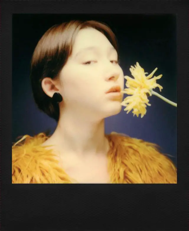 Alt view image 5 of 5 - Color Film for I-Type, Black Frame Edition (6019)