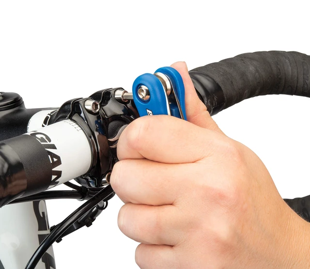 Alt view image 3 of 4 - MTC-10 Bicycle Multi-Tool with 3, 4, 5 & 8mm Hex Wrenches, T25 & Screwdriver