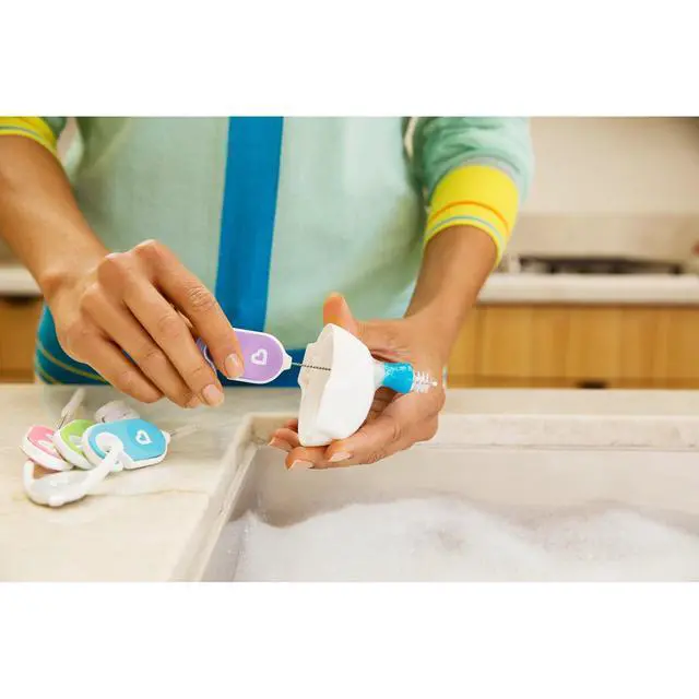 Alt view image 2 of 7 - 4-piece cup cleaning brush set