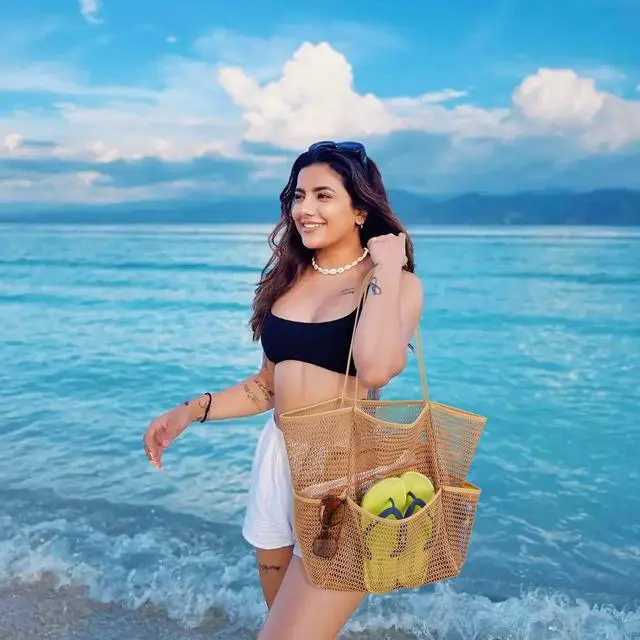 Alt view image 2 of 7 - Beach Mesh Tote Bag for Women, Large Travel & Pool Bag, Lightweight Vacation Cruise Tote (Arrives Inside Out Flip to Use)