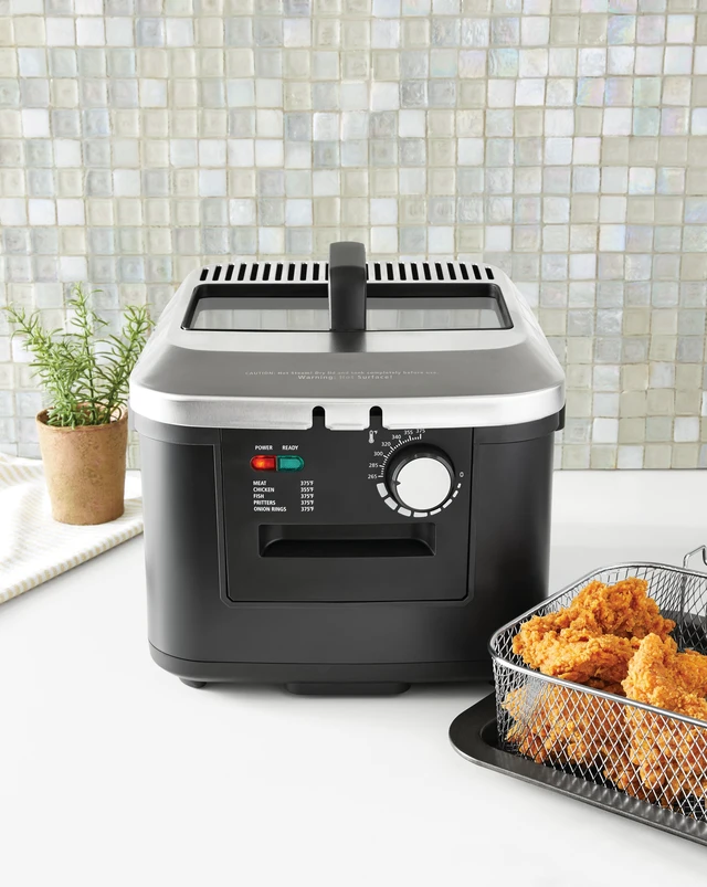 Alt view image 2 of 7 - 4-Liter Matte Black Electric Deep Fryer with Adjustable Temperature Control