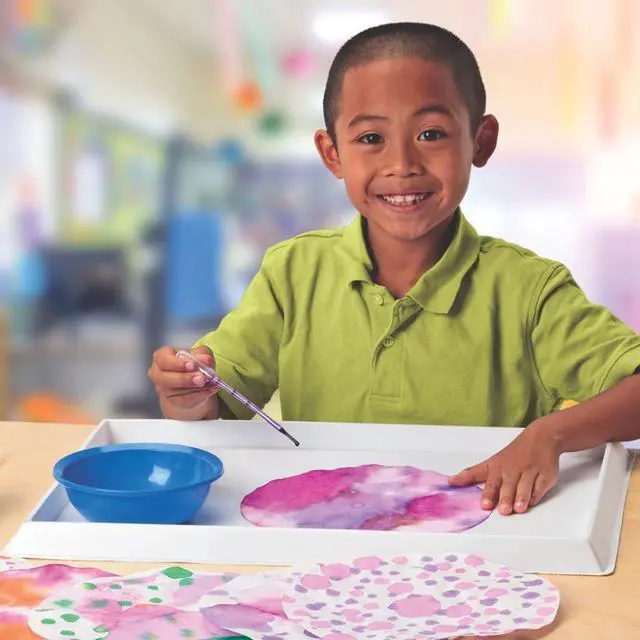 Main image of Color Diffusing Paper Circles - 100 Pre-Cut 9" Fabric-Like Sheets for Watercolor Art, Markers & Paint, Make Flowers, Snowflakes & Caterpillars, Classroom STEAM Activity, Ages 3+