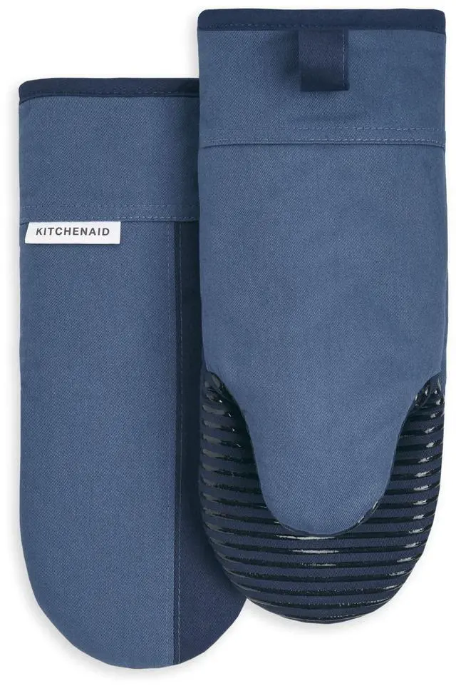 Main image of Beacon Two-Tone Non-Slip Oven Mitt Set, Navy/Ink, 5.75"x13", 2 Piece
