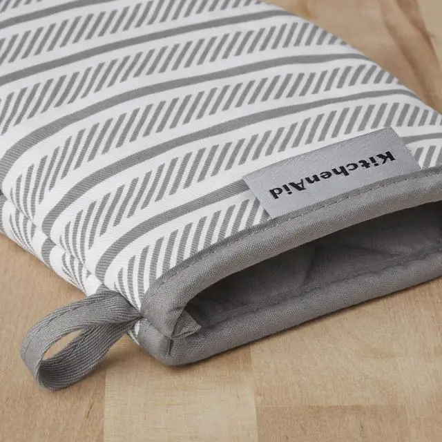 Alt view image 3 of 4 - Albany Mini Oven Mitt 2-Pack Set, Grey, 5.5"x8"