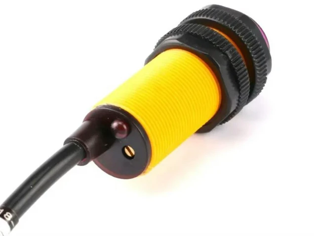 Alt view image 3 of 3 - E18-D80NK Infrared Obstacle Avoidance Photoelectric Sensor Proximity Switch 3-80cm Detection Range Adjustable D80NK