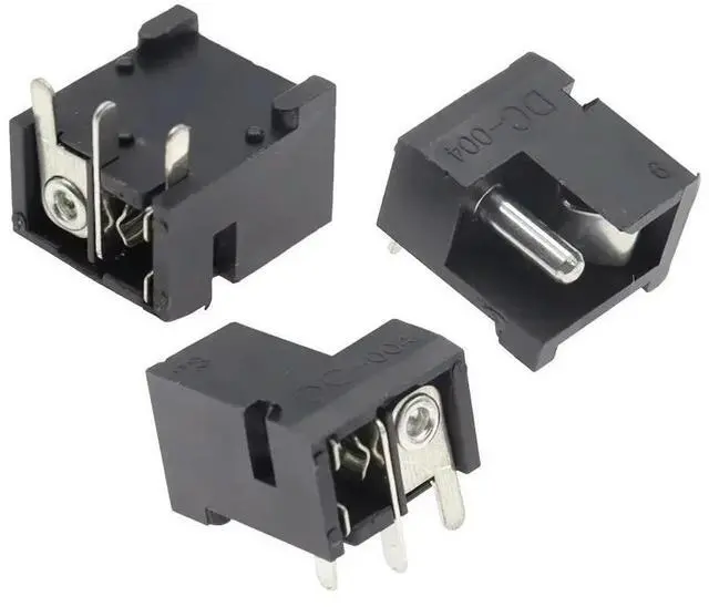 Main image of 10pcs DC-004 Power Socket 5.5 * 2.1MM Round Pin 3-pin Plug-in Board with Positioning Column DC Power Socket