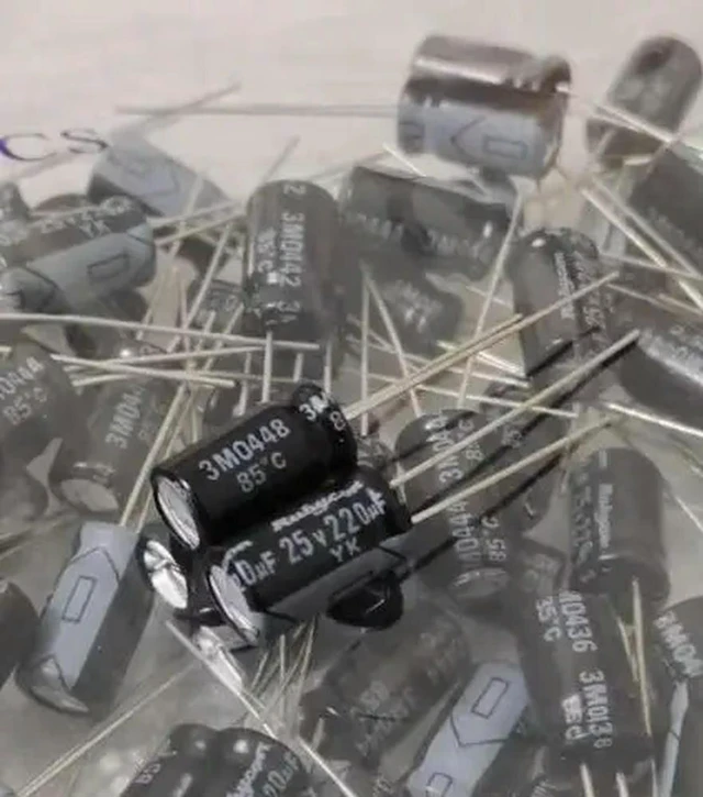Main image of A batch of electrolytic capacitors stock