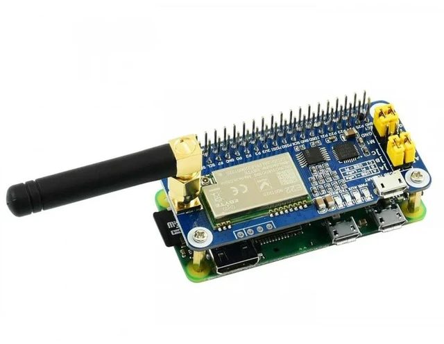 Alt view image 2 of 3 - Waveshare SX1262 915M LoRa HAT For Raspberry Pi, Spread Spectrum Modulation, 915MHz Frequency Band