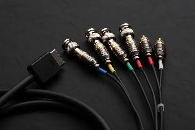 Alt view image 3 of 3 - PS/PS2 RGBS/RGB Cable, for Color Monitoring