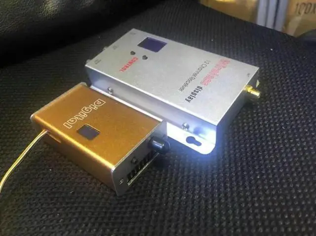 Alt view image 2 of 3 - Baitong 5W Transmitter Receiver Monitoring Transmission Analog Video Transmitter Receiver Image Transmission