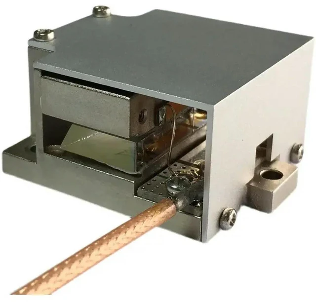 Alt view image 3 of 3 - 41MHz\80MHz1064nm Conduction Cooling Type Sound and Light Q Switch\End Pump Laser\Ultraviolet Laser