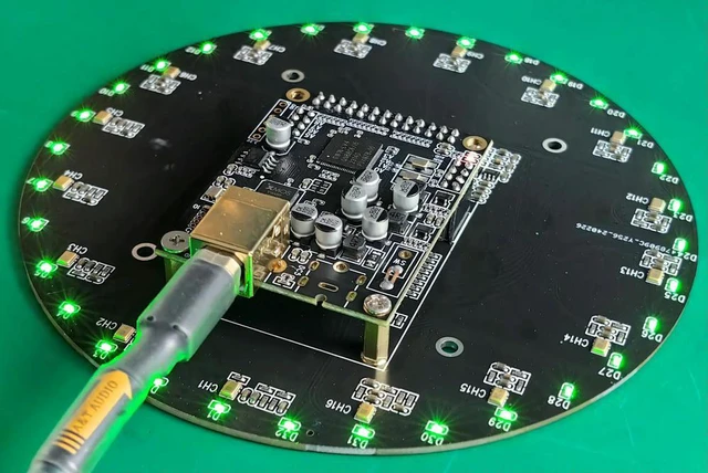 Main image of For USB Sound Card Ring 16-way Microphone Array 32 LED Orientation Indication