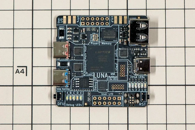Alt view image 2 of 3 - LUNA's FPGA-based Open-source USB 2.0 LS/FS/HS 480Mbps Protocol Analyzer