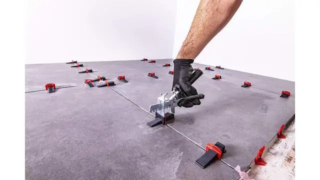 Alt view image 3 of 7 - Delta Levelling Pack of 200 cable ties (615mm)