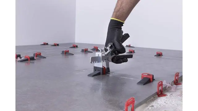 Alt view image 6 of 7 - Delta Levelling Pack of 200 cable ties (615mm)