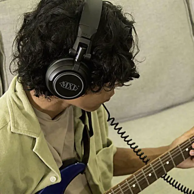 Alt view image 5 of 6 - MXL HX9 Over-Ear Studio Pro Headphone