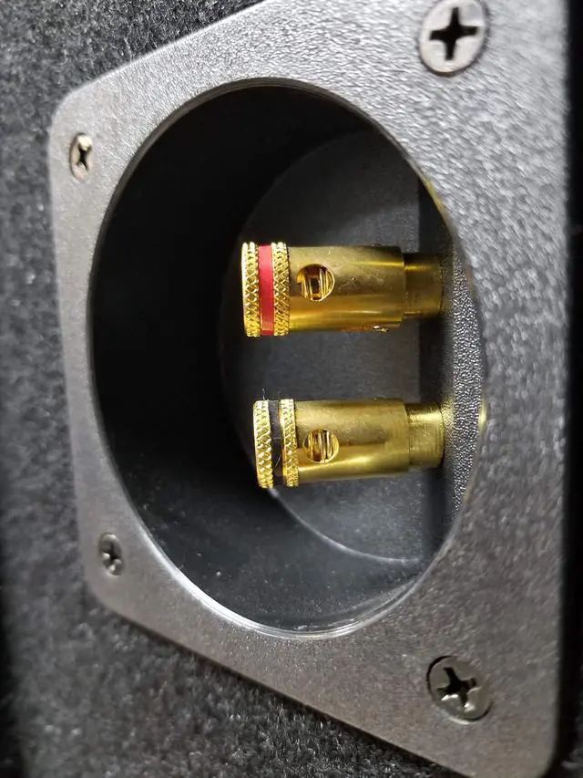 Alt view image 5 of 6 - 12" inch Car Single Subwoofer Ported Sub Enclosure w/Spring Terminal Black Carpet