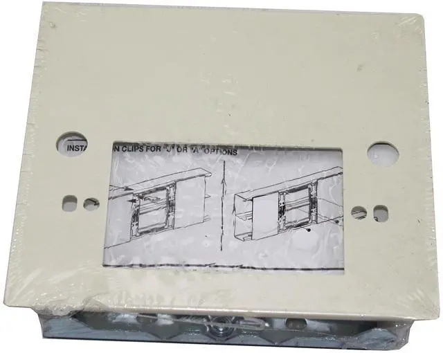 Main image of Wiremold Legrand V4047C-1 One Gang Single Gang Device Plate Fitting Snap On Cable Raceway, Ivory