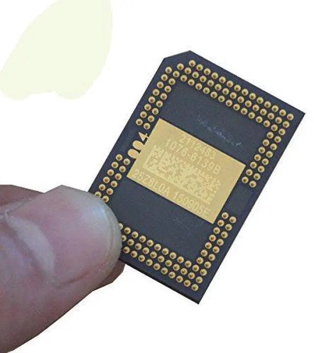 Alt view image 2 of 4 - Original DMD Chip 1076-6038/6038B/6039/6039B/6438B DLP Projector