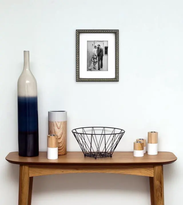 Alt view image 5 of 5 - 8x10 Inch Bead Frame with 5x7 Inch Mat Opening, Pewter (47598)
