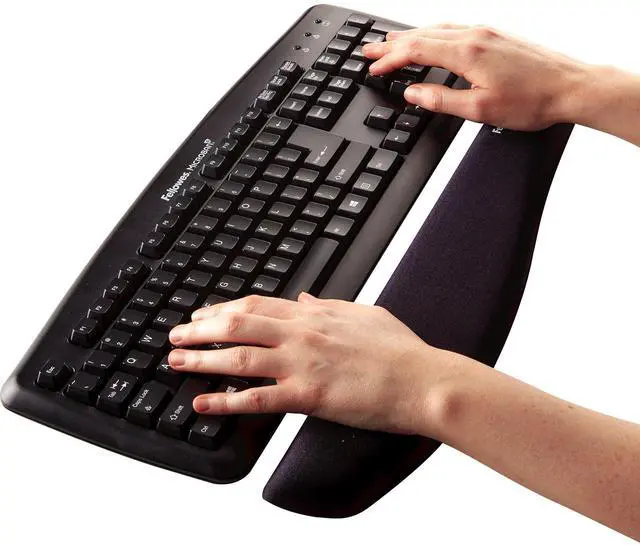 Alt view image 3 of 7 - PlushTouch Foam Keyboard Wrist Rest with MICROBAN - Black (9252101)