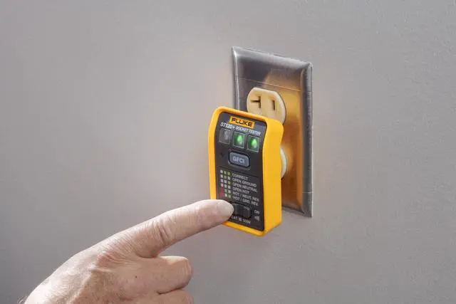 Alt view image 5 of 6 - ST120+ GFCI Socket Tester with Audible Beeper