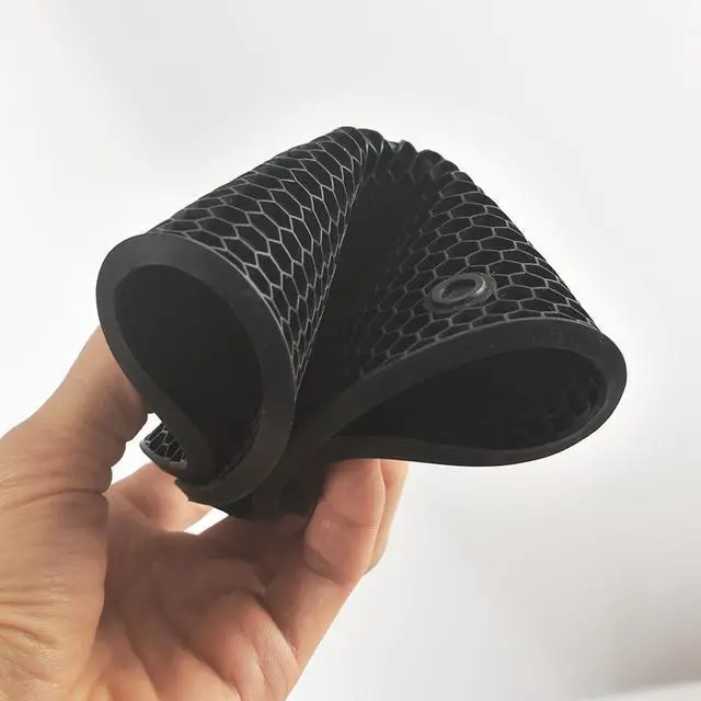 Alt view image 3 of 7 - Silicone Square Trivets Mat, 6 Packs Multipurpose Non Slip Heat Resistant Pot Holder-Black