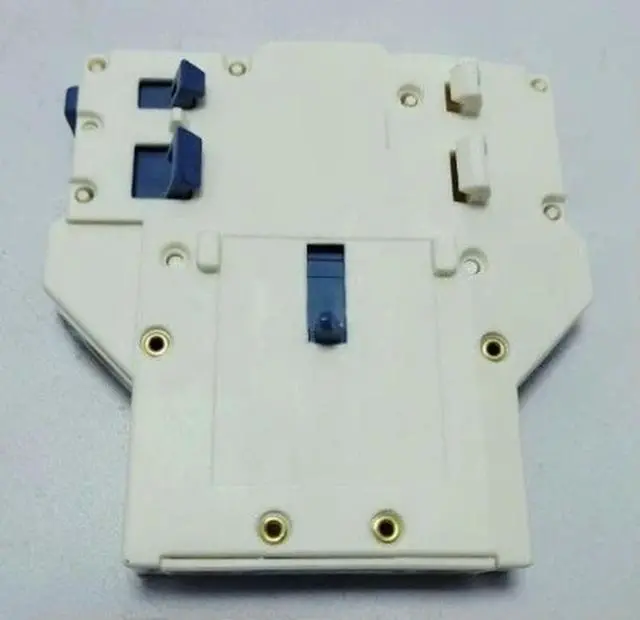 Alt view image 2 of 3 - LAD8N11 One Open One Close LAD8N20 Two Normally Open Side Mount Auxiliary Contact Module Expedited shipping