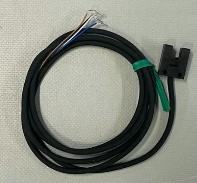 Alt view image 2 of 3 - 1PCS PM-U24 photoelectric switch Expedited shipping