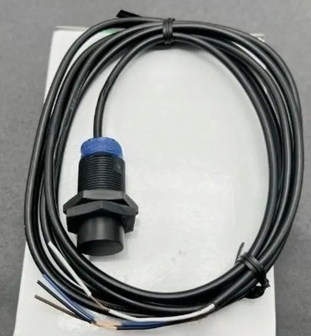 Alt view image 2 of 6 - 1pcs XS4P18AB110 Full stock hot-selling products Fast delivery