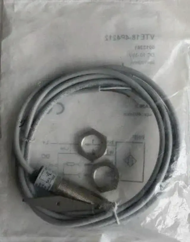 Alt view image 5 of 5 - 1pcs VTE18-4P4212 photoelectric switch assurance product Fast delivery