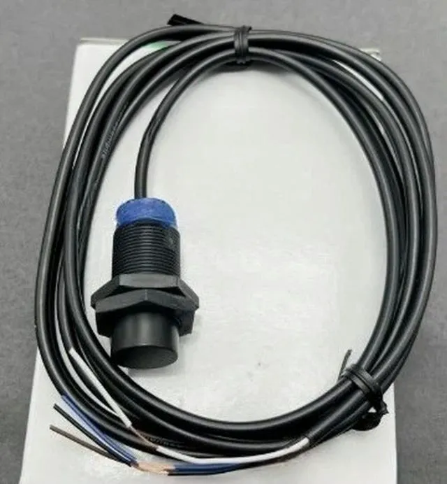 Alt view image 5 of 6 - 1pcs XS4P18AB110 Full stock hot-selling products Fast delivery