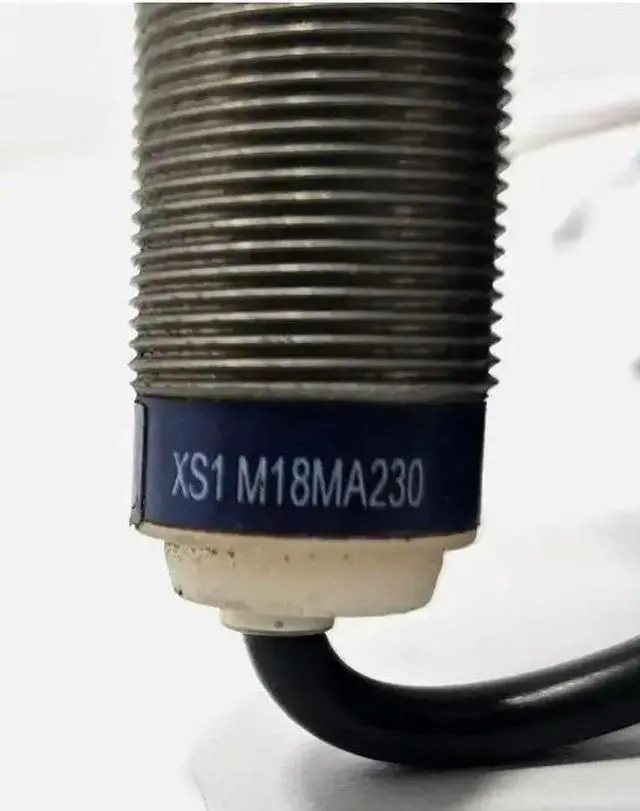 Main image of XS1M18MA230 XS512B1PAM12 XS512BLPAM12 XS618B1MAL2 proximity switch In stock fast delivery