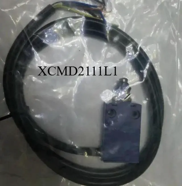 Main image of XCMD2111L1 Limit switch ZCMD21+ZCE11 Fast delivery