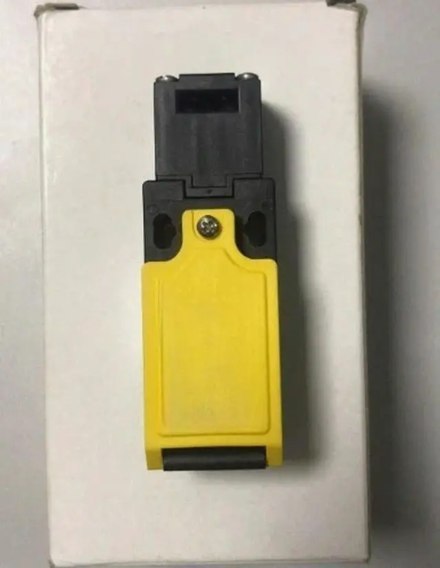 Alt view image 2 of 3 - i12-SB213 I12 SB213 Electromechanical Safety Switch Fast Delivery