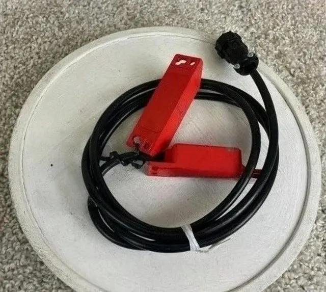 Alt view image 2 of 3 - 440N-ZPRECB Standard Code Actuator Fast delivery