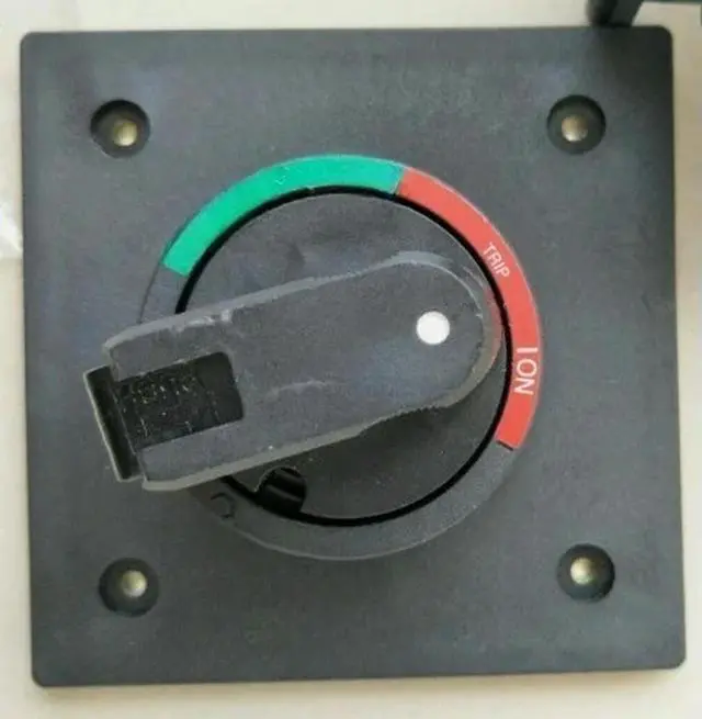 Alt view image 3 of 3 - BZ6V10D Circuit Breaker Fast Delivery