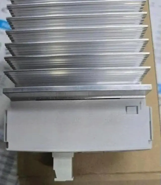 Alt view image 2 of 3 - 1pcs 3RF2330-1AA45 Solid State Contactor Hot Selling Expedited shipping