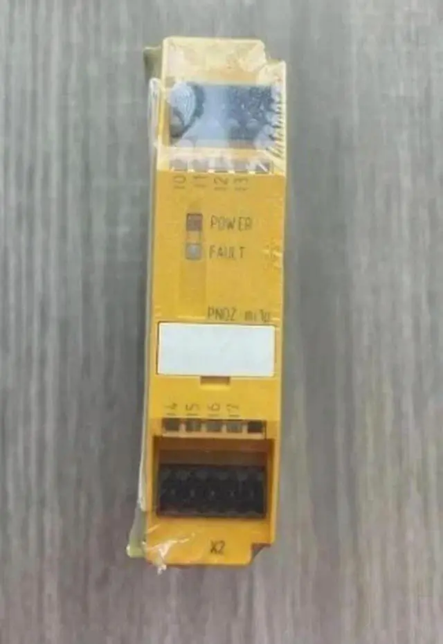 Alt view image 2 of 3 - 773400 safety relay 1pcs guarantee Fast delivery