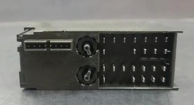 Alt view image 3 of 3 - 6ES7138-4FA04-0AB0 servo motor module 6ES7138 4FA04 0AB0 Fast delivery