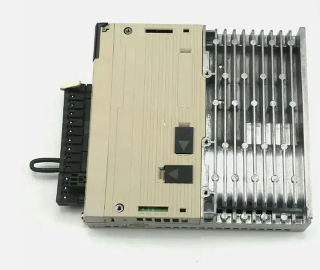 Alt view image 2 of 3 - SGDV-2R8A01A SGDV 2R8A01A Fast shipping in stock fast delivery